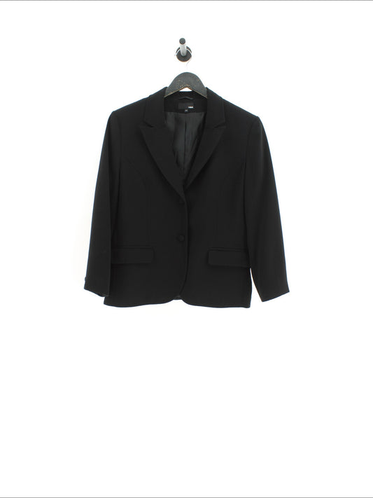 d9eaf7e0e183644b46a8ce8c3a19b997