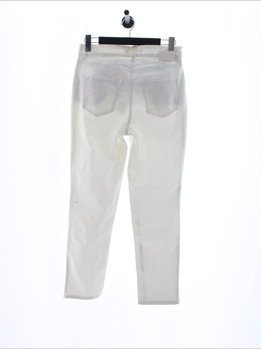 4bc3e2e97c2b2a917dad12ea95f70a86