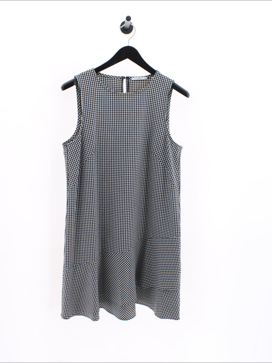 6d30a5c0f9ea902335459423766b7856