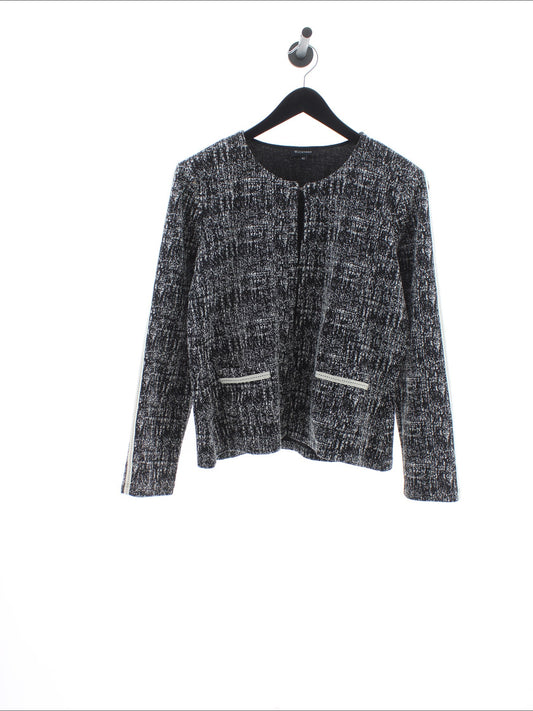 cf26129e6887c4180441e0cf4e7a8bee