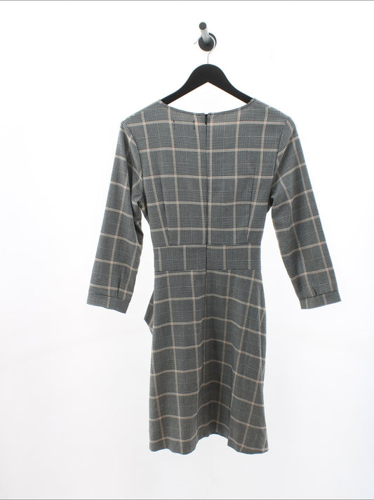 ef5e14eb196f689d7cca1a3b5f4927c8