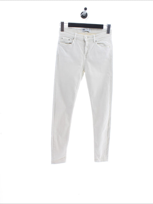 f3e3e9c1d1564514b23dd4ee5a7bd33c