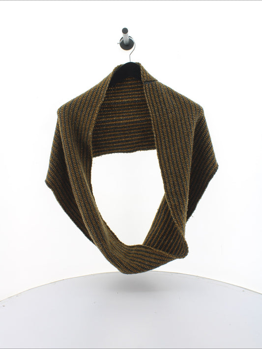 10e569c3deb852d22d771d80baee83d2