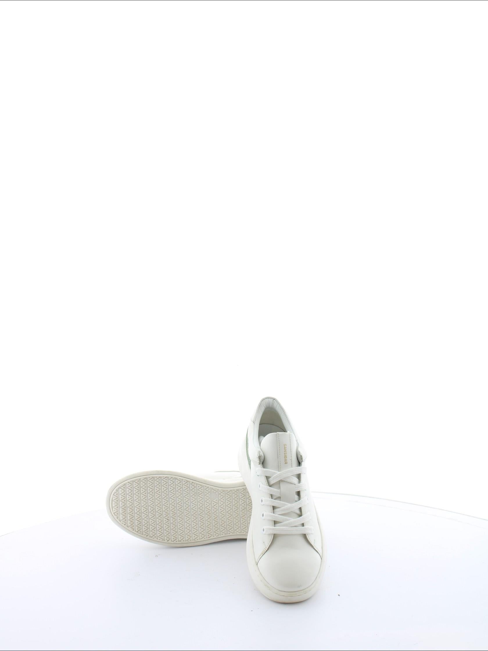 cfb46abce158af9f5fd4118767216147