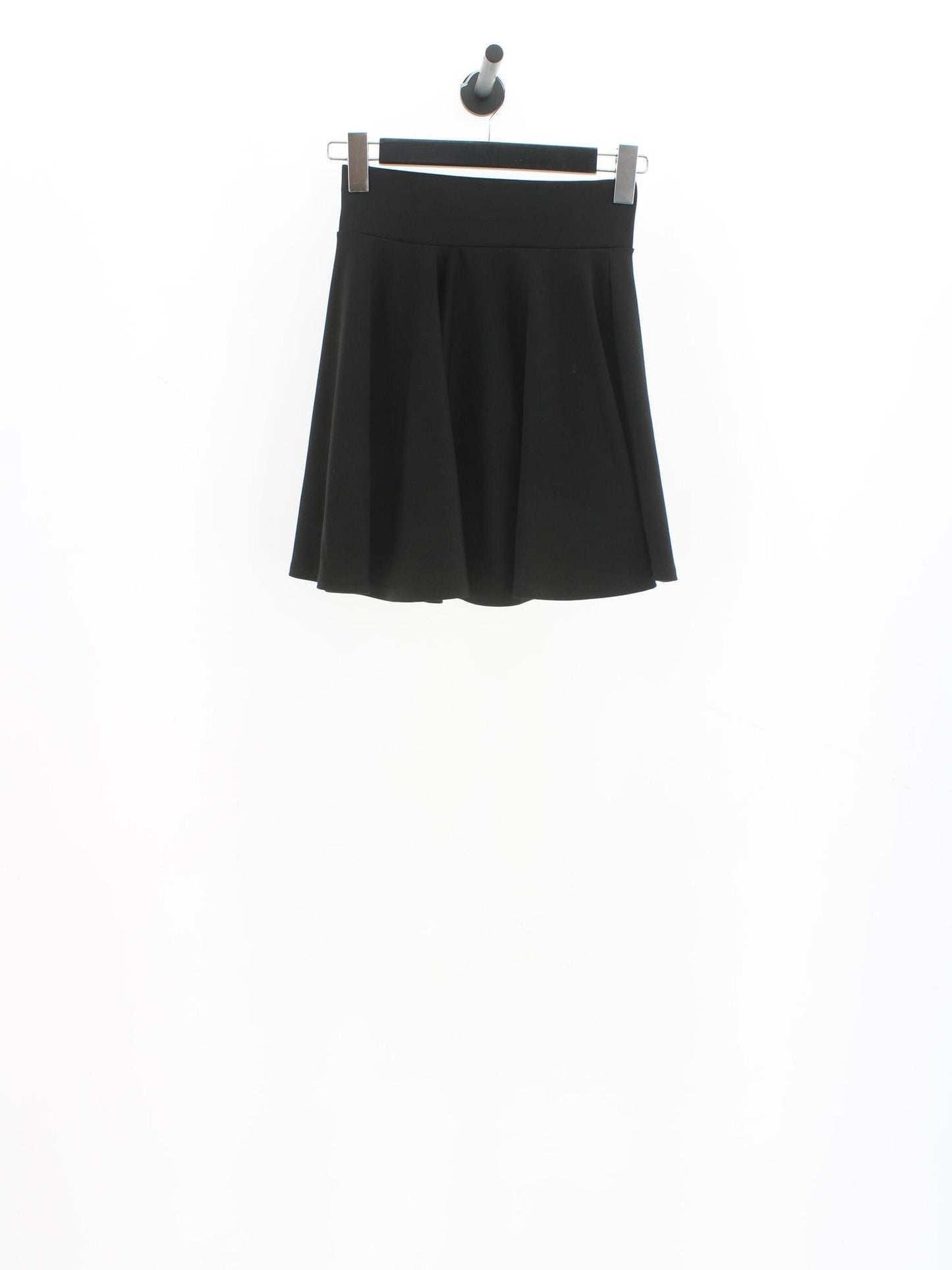 037bf1139b28755e3e3974bc487151fe