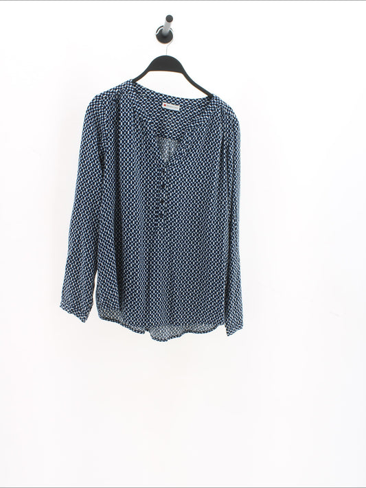 737cd219367092a2e4d6e758f38e7383