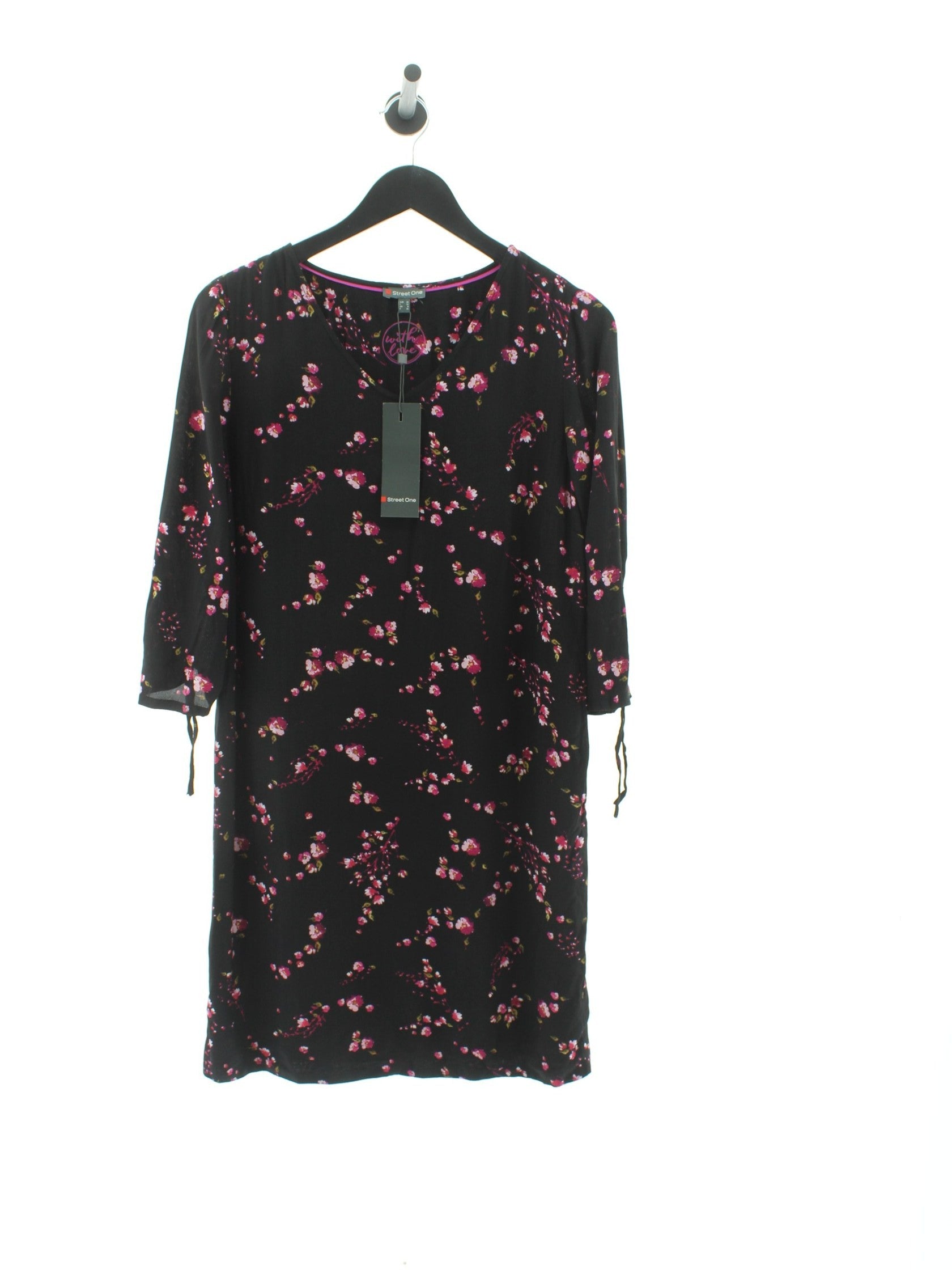 3928939566a6ad348abc885e85d24372