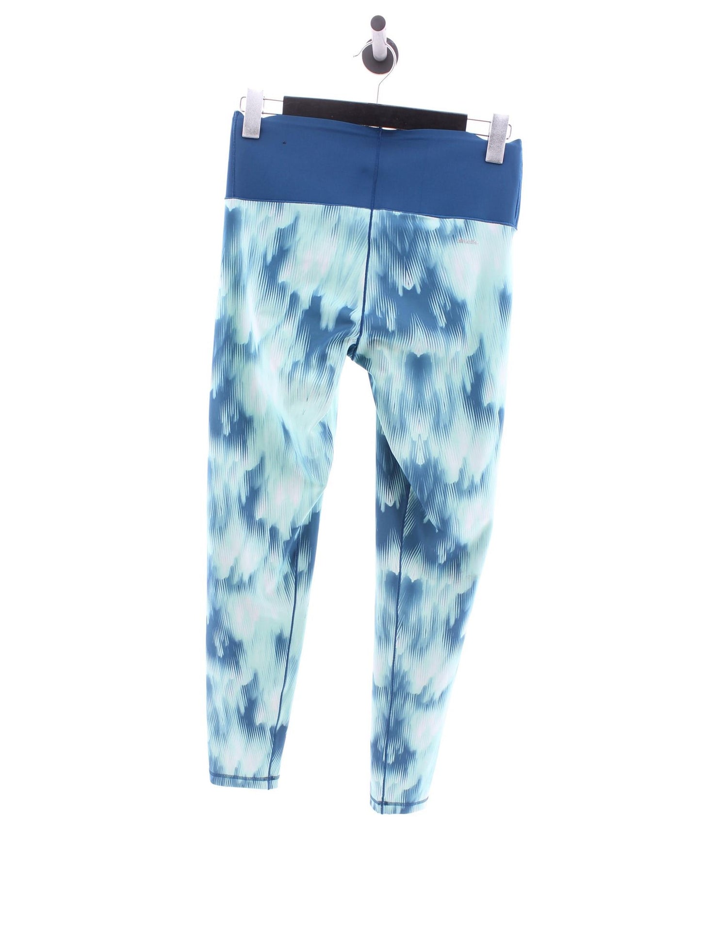 70bc674c64575a776d9215a462b9d1d8