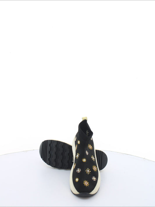 9af235ec140de05f44243a3d840277f4