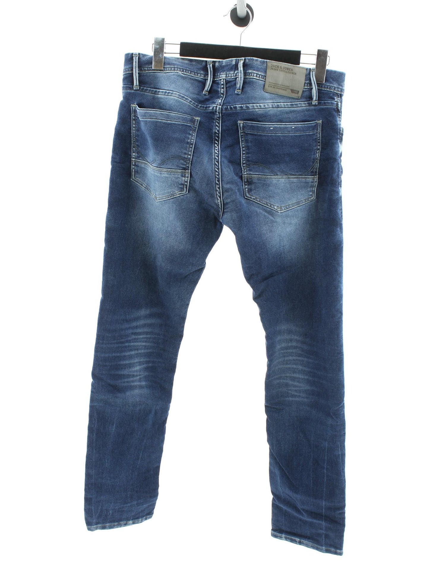 ea70e84c6697c90b6335fb4eb86685d1