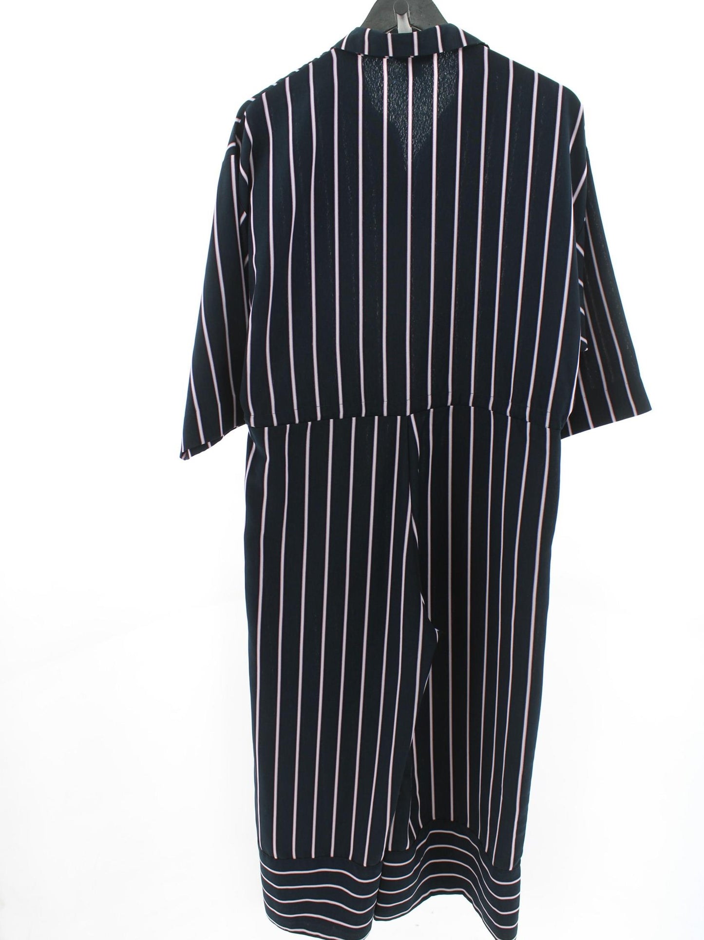 472140ba8b44e91536d38a4b53565899