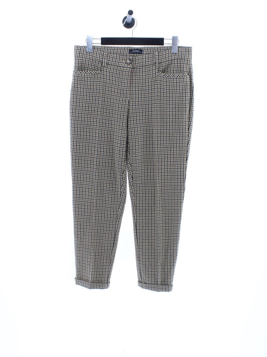 e880ca3a555c67ac07a802644a6ae716