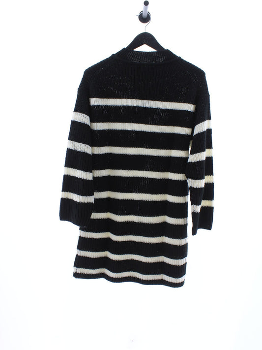 ee6511f7108cc7f5f43d65610a953410