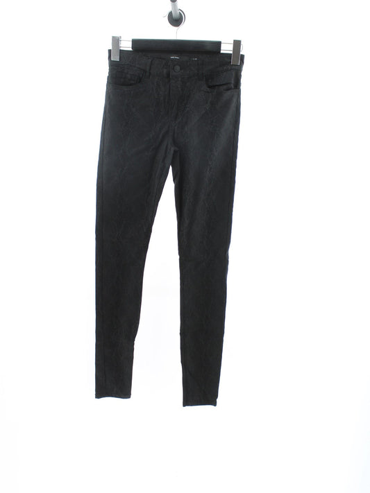 b82e5d5d06d5a4662488fde9527b9340