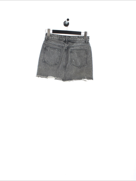 868b8db37cf3d59645697af5a7c37786