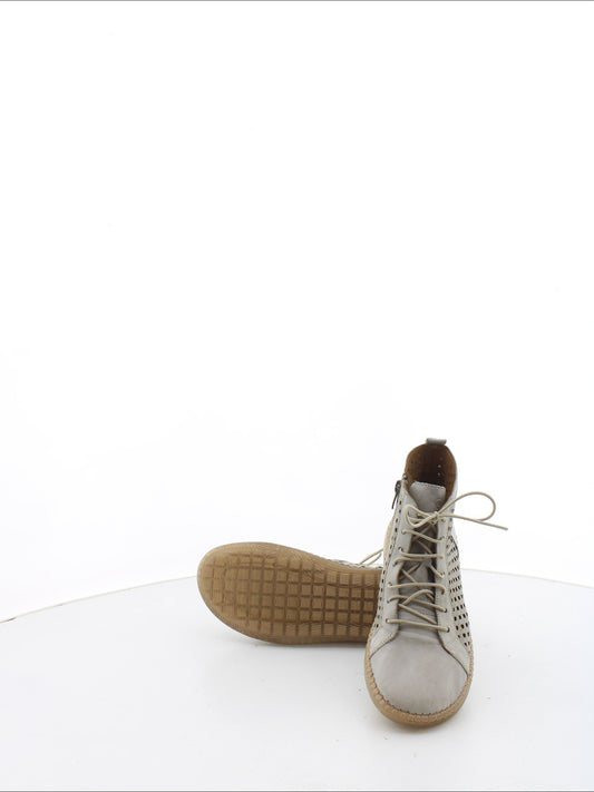 dc243d4a3f8e68ea6c809f69bbcc6e4e