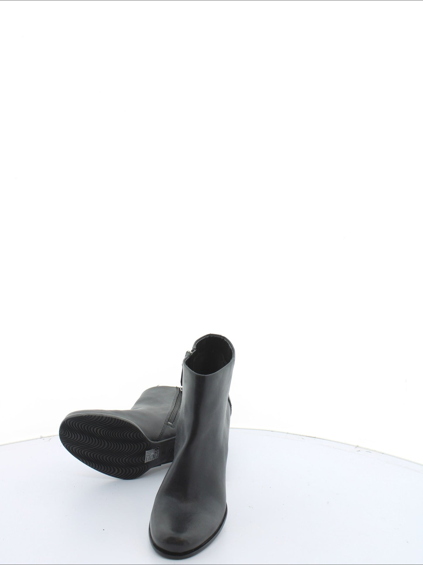 92053c8320cc8d54e9f6115f9d06dd58