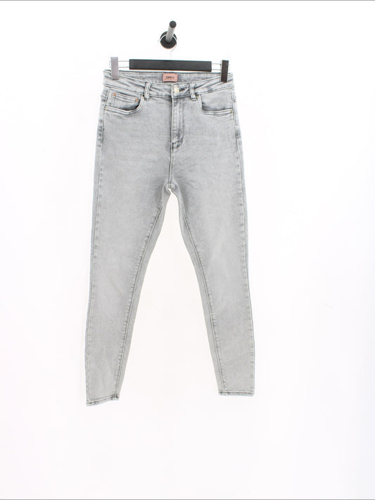 09e25d02216d80019861aec34de28272