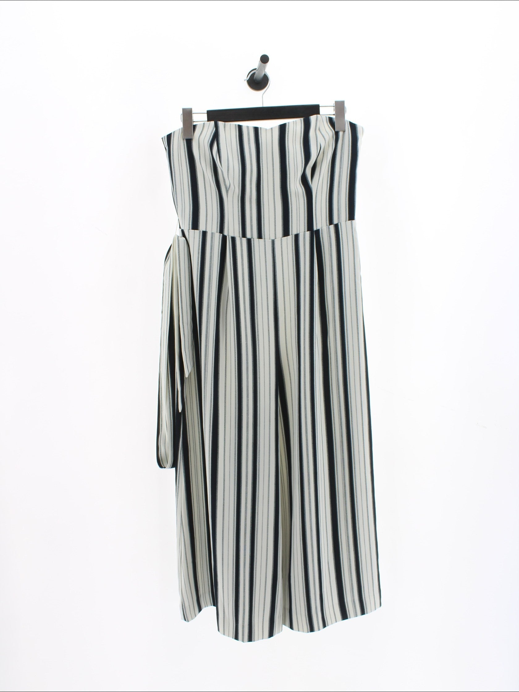 01756b1d1a5eedbe94e55ed17442b765