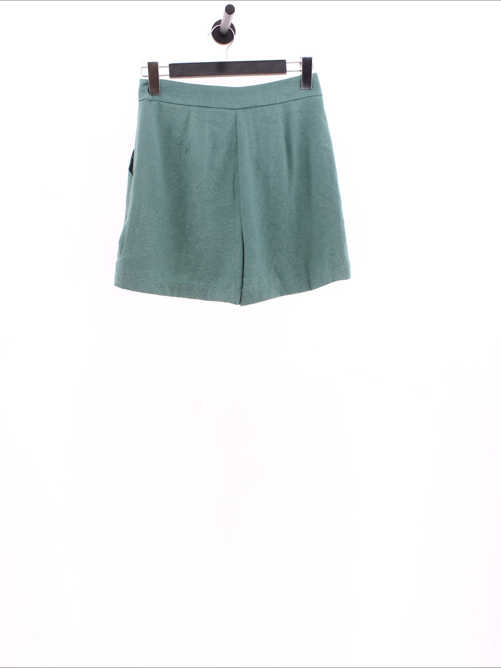 dfa981654813ffd855f3b91ba58c57d1