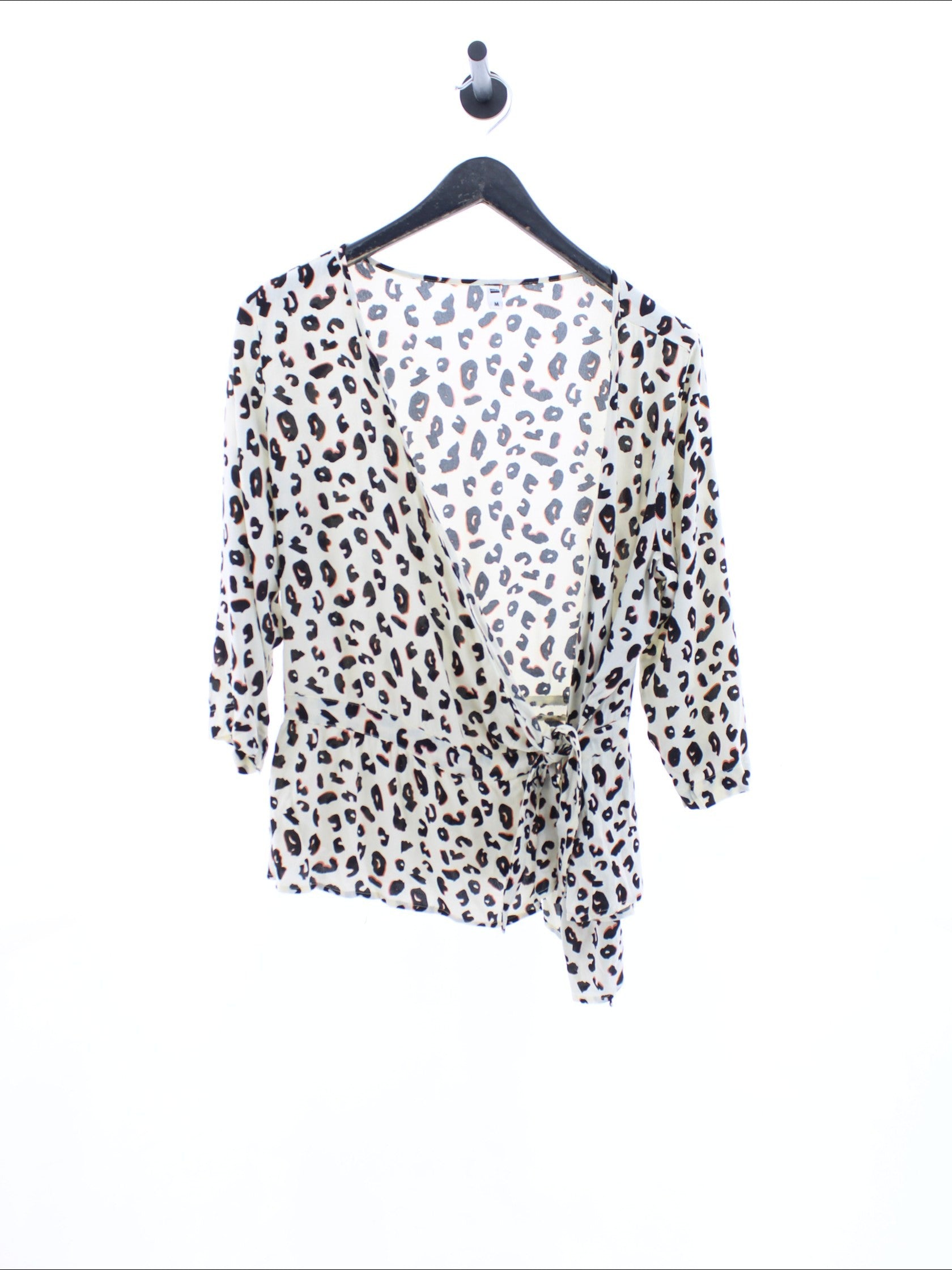 3697f76644b9f5f5e448bd116fa8e789