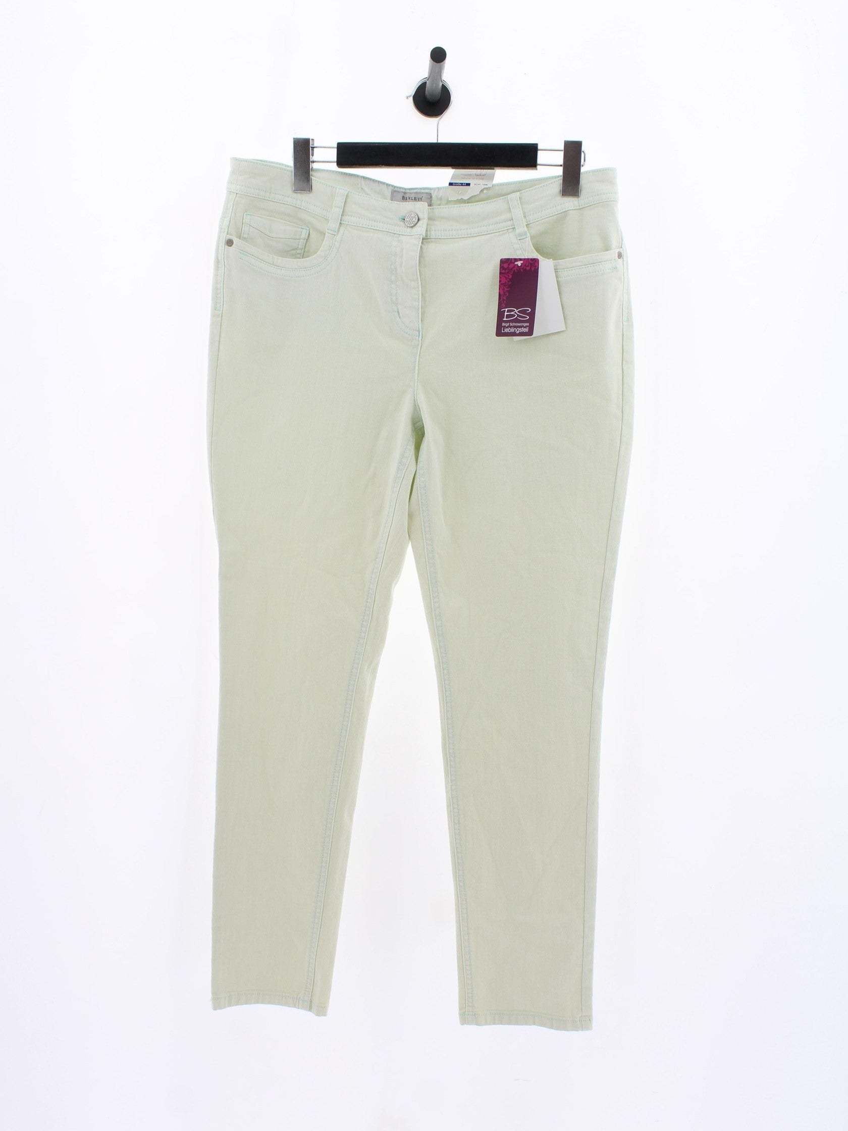650c4ce3be40a7f347bb4eb4c9632ff1