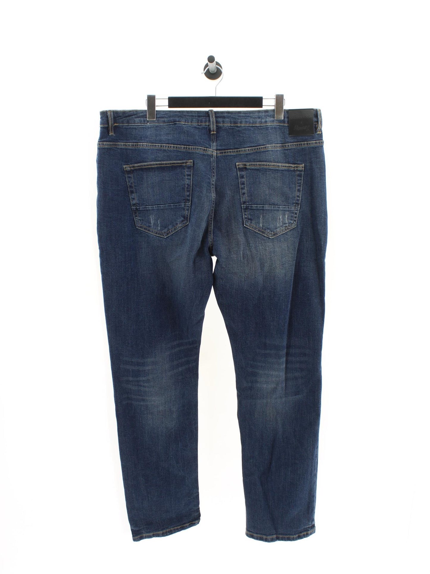 40c4f635311c0b55bea3f39fed933901