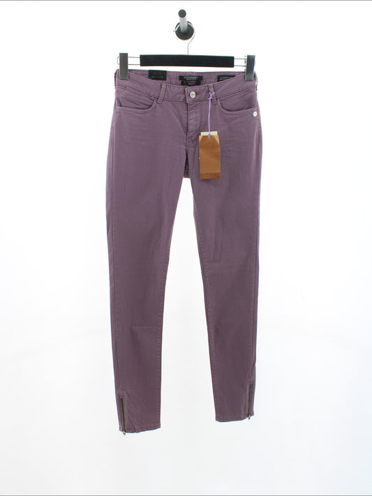 2e2806bf3b2d681f6a2916e3f80ed51d