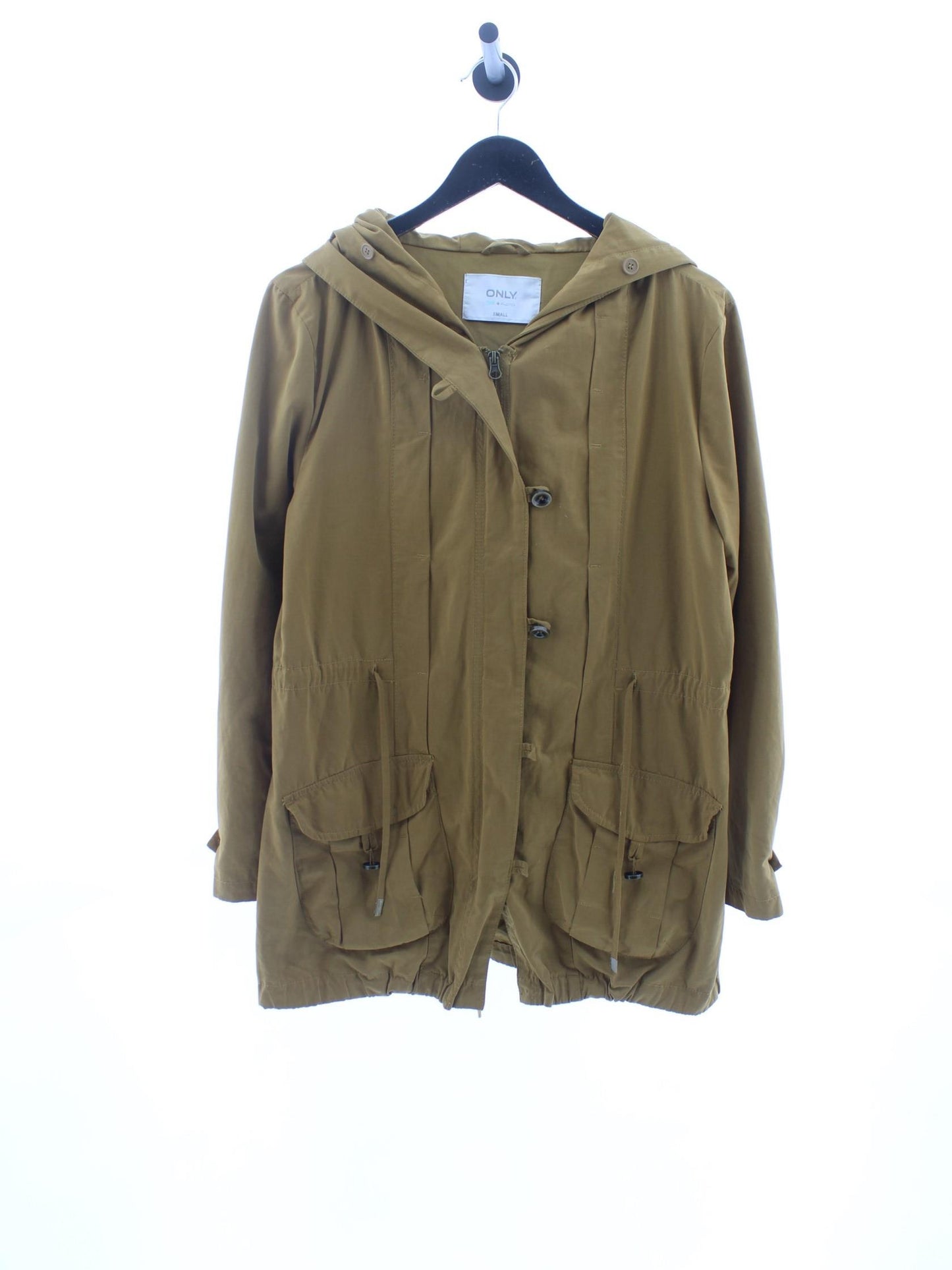 697762828eb947eba2c94e9204ecb246