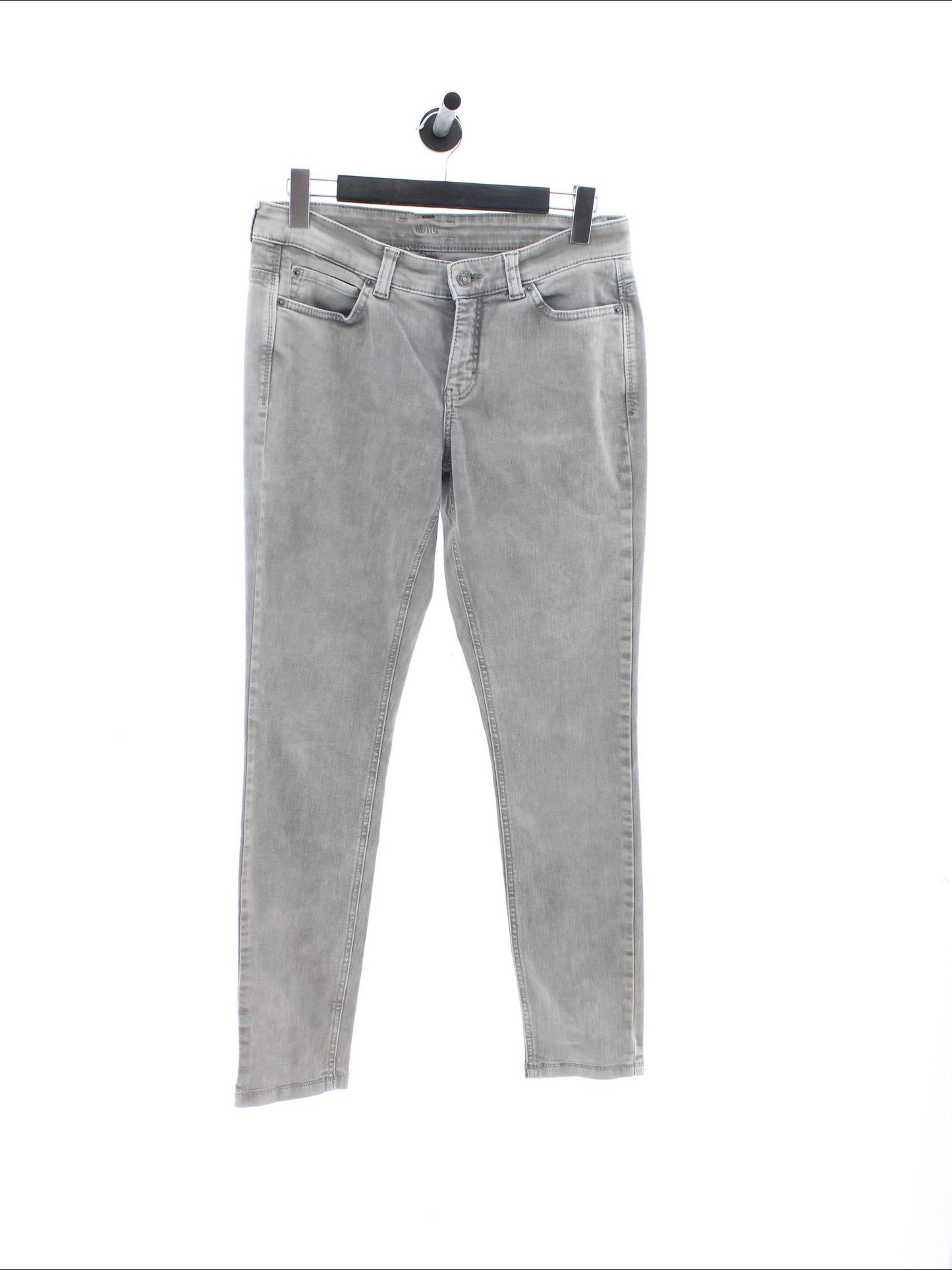 527c12acebb48452446bba244336d917