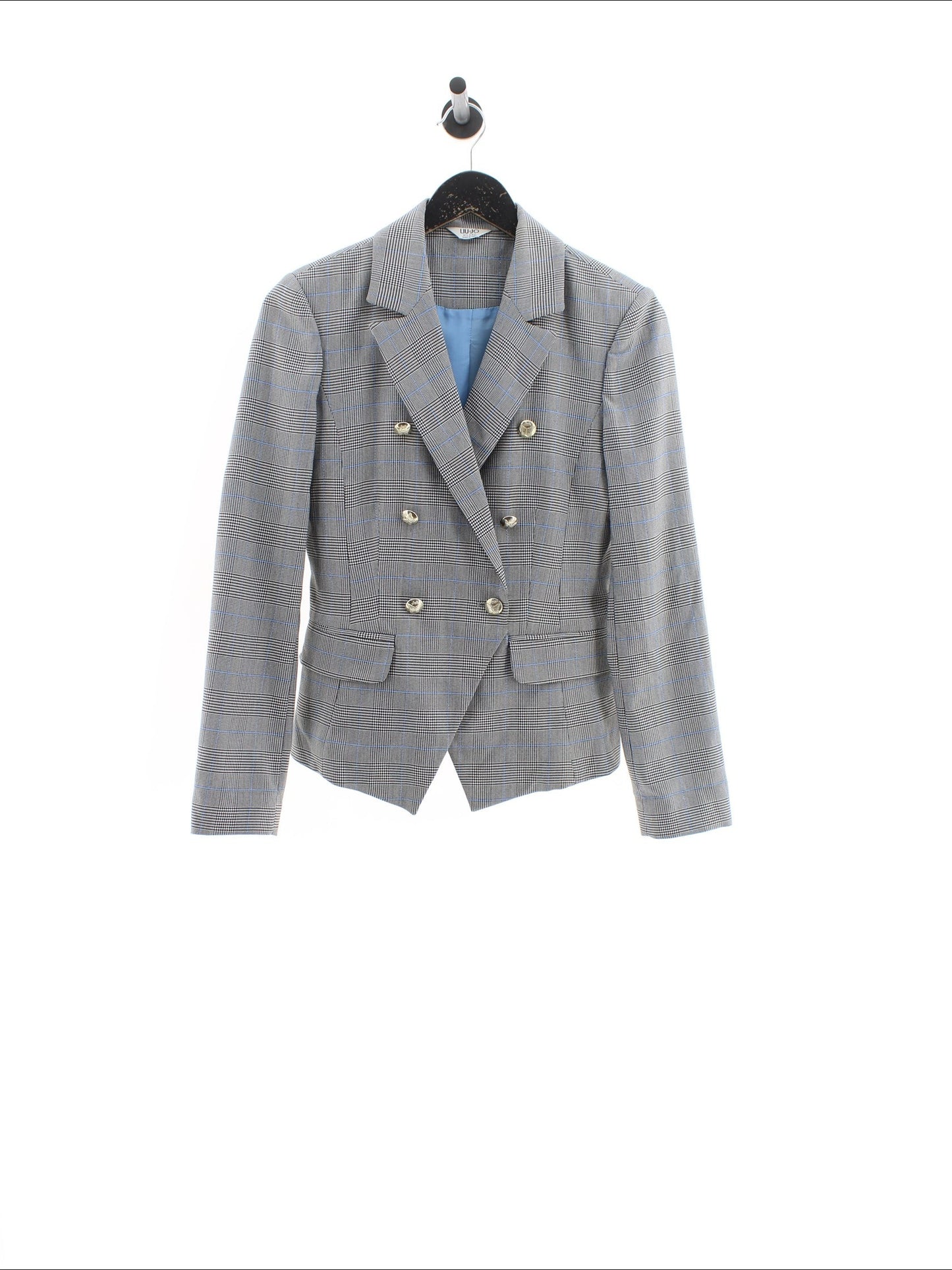 15881512de686141e363916cdfde40e2