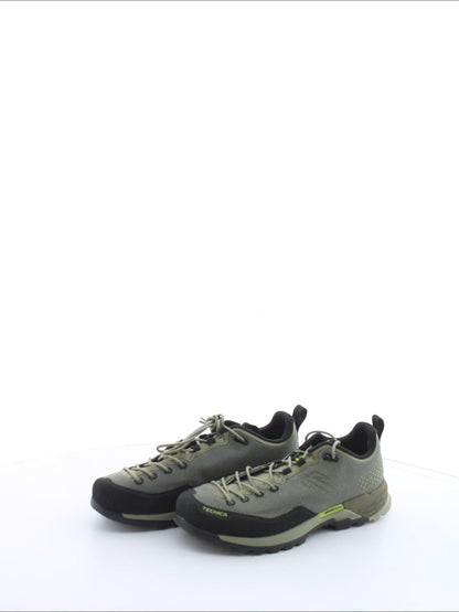 e0971669bf13d860c63a04911f6db271