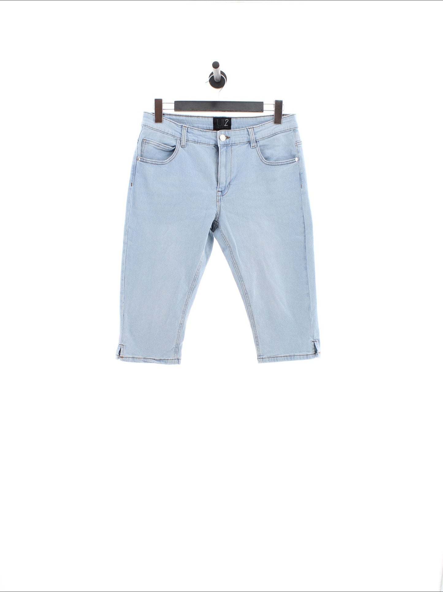 7d99c193fd21fe28c471b72b5cc39732