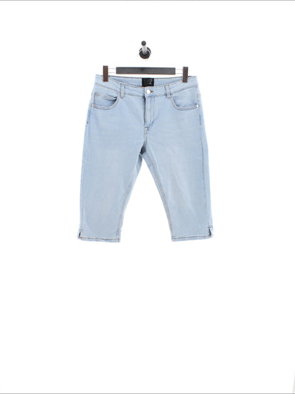 7d99c193fd21fe28c471b72b5cc39732