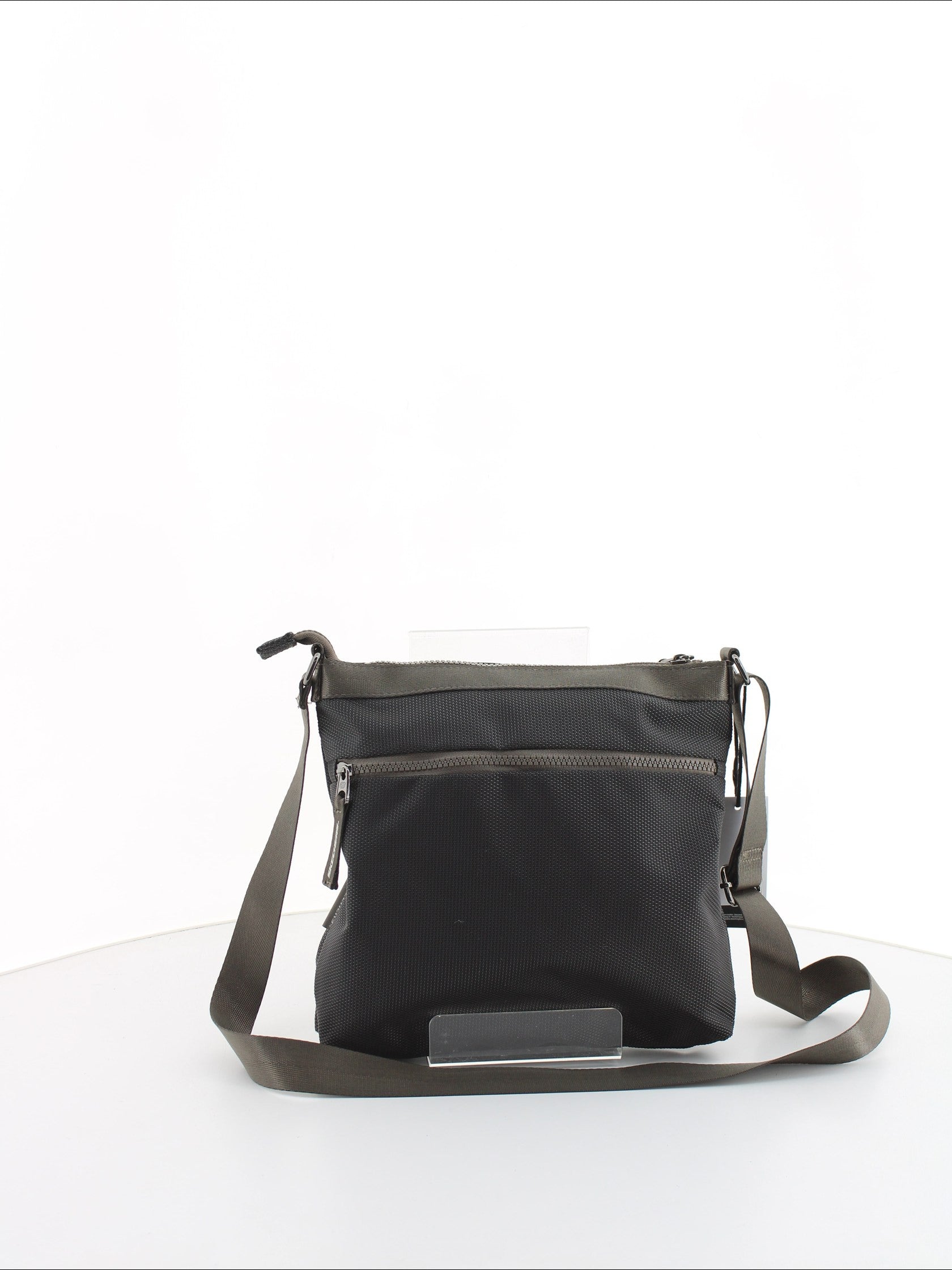 402c0cdc4e0facb9d35423f984a703d1