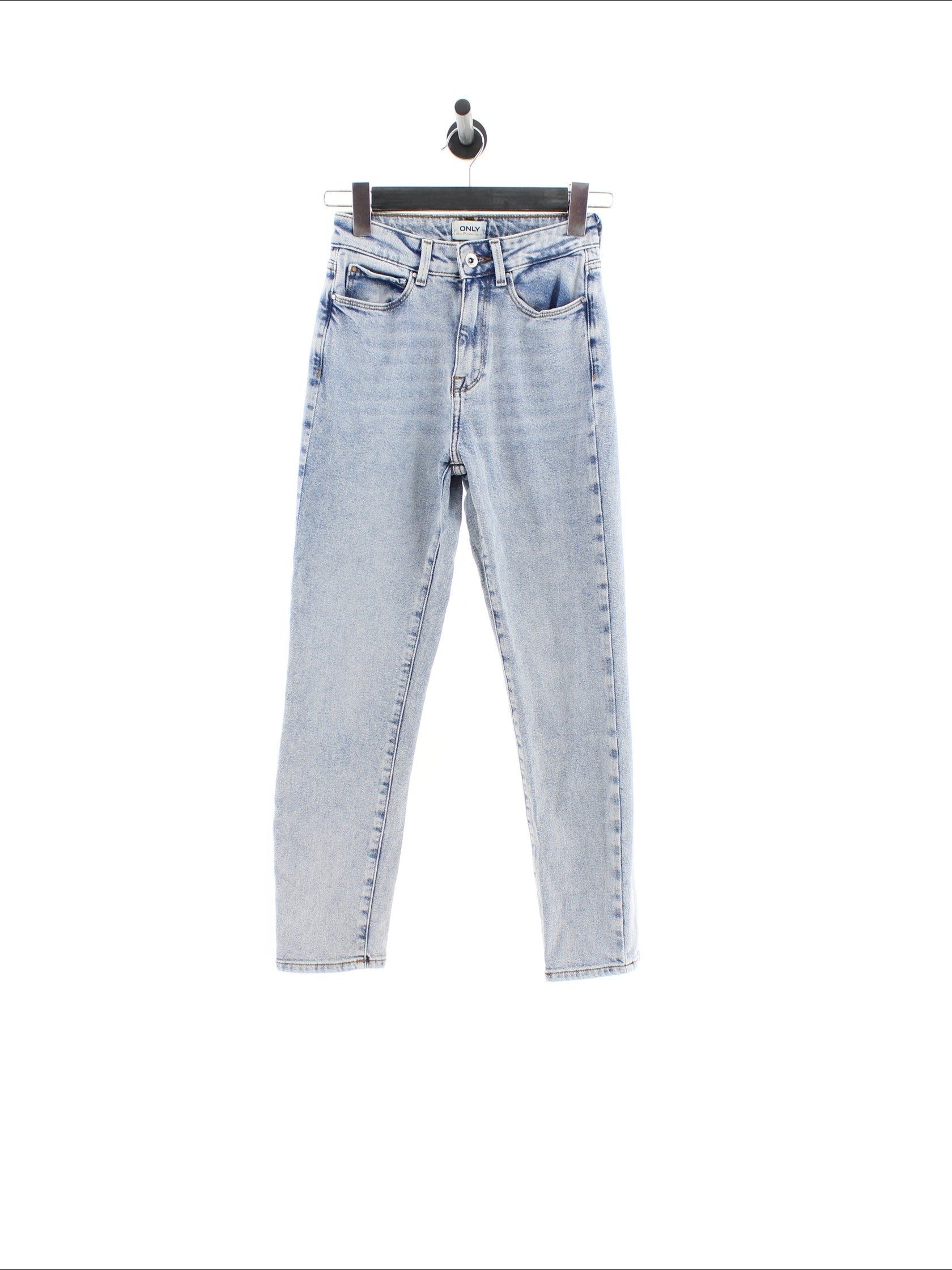 7805b2dc03f912331b563dd5b3839396