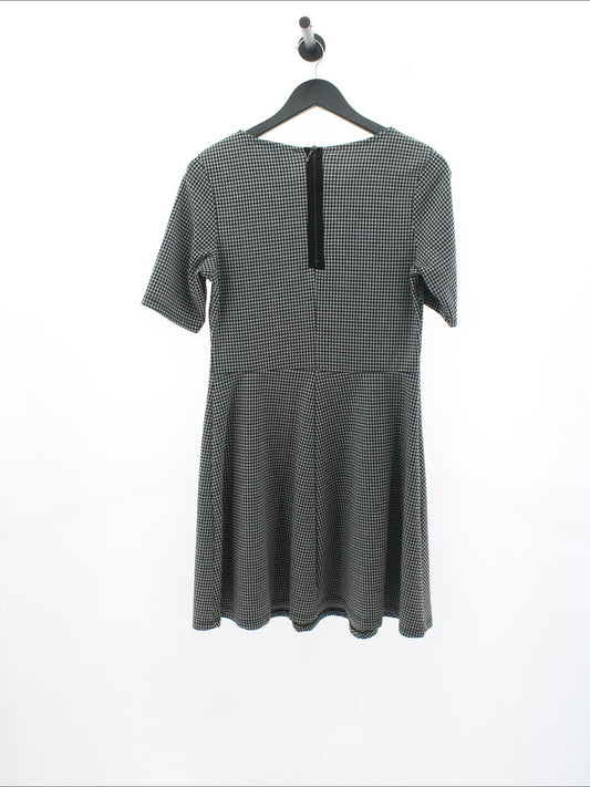 a494d8fb3dce71e6b2680aff1b1966e9