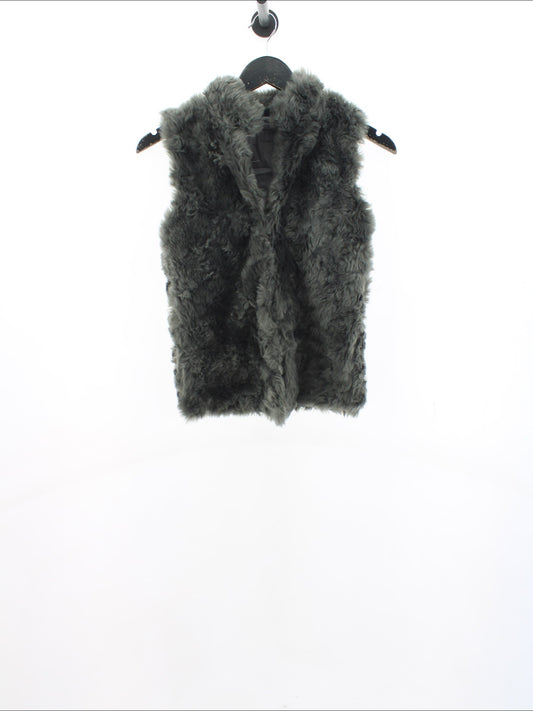 7a79ee35de88e17bd7b1d2b6ad9e5750