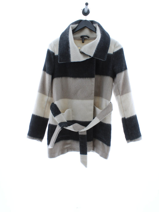 1f27f303aaf4333039c3d5ad6957c8bd