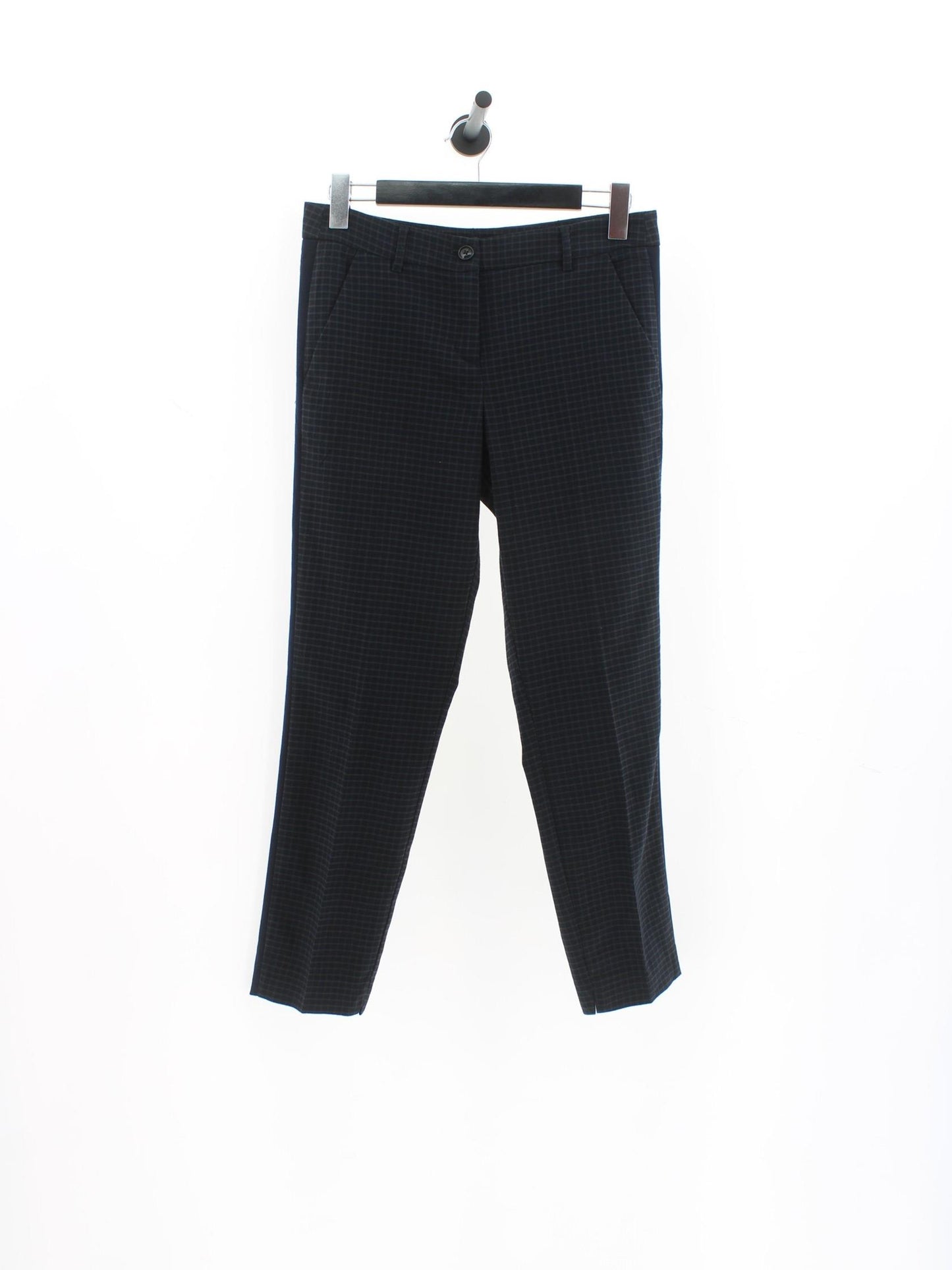 b585a46ff4e53c3090a4d861925abf41