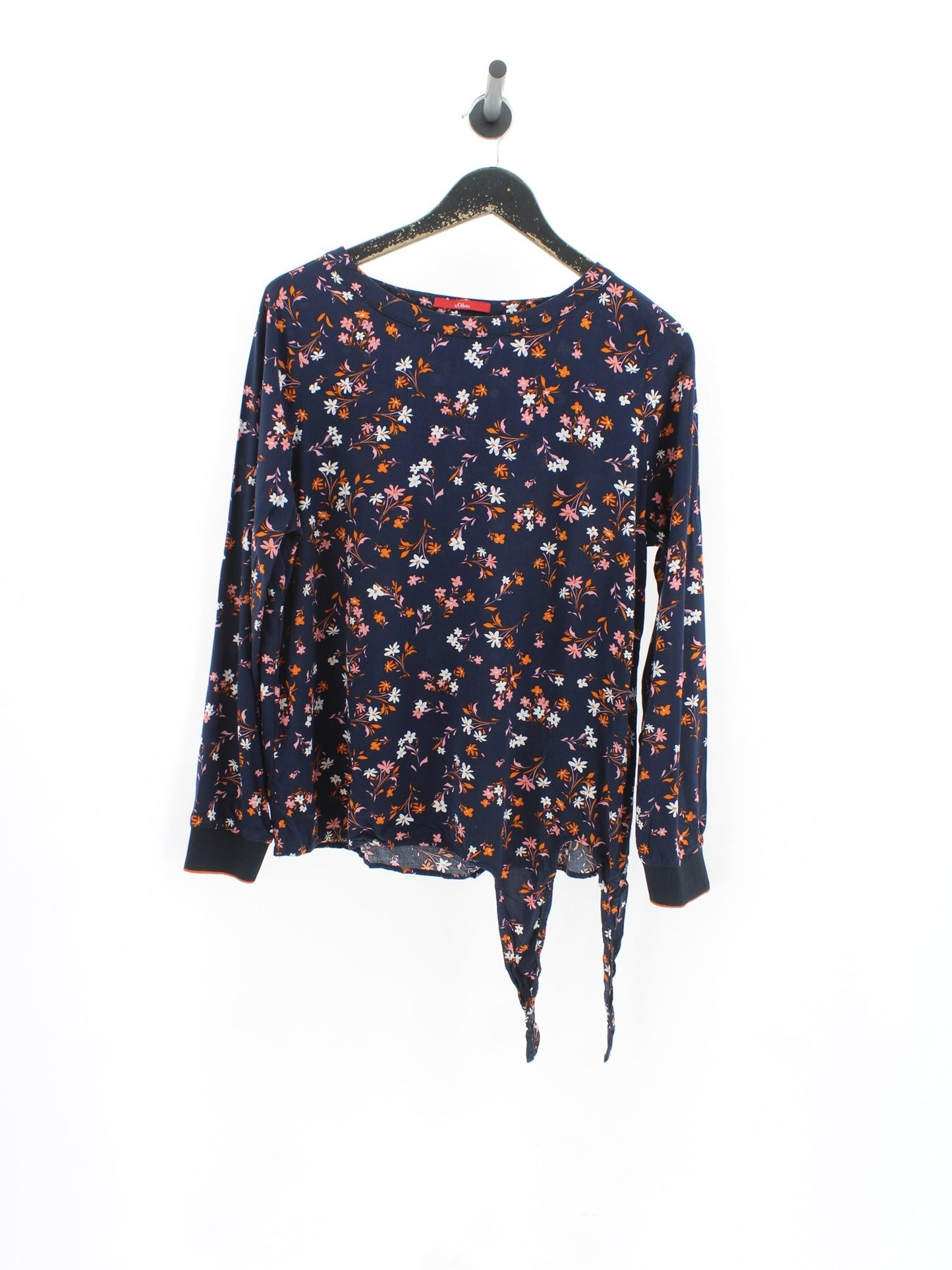 3334b4be697963344bca7dec9a5903f5