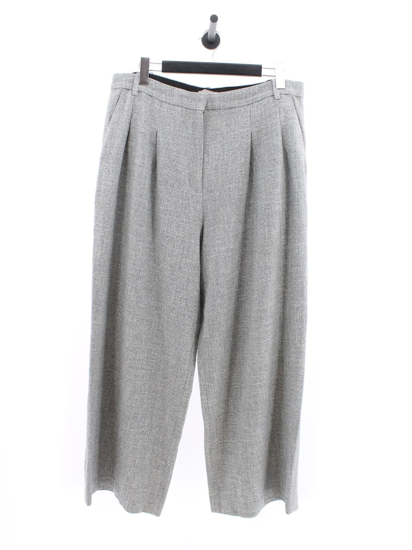 c29622722cf0da1c64b5e74d5f40e7a1