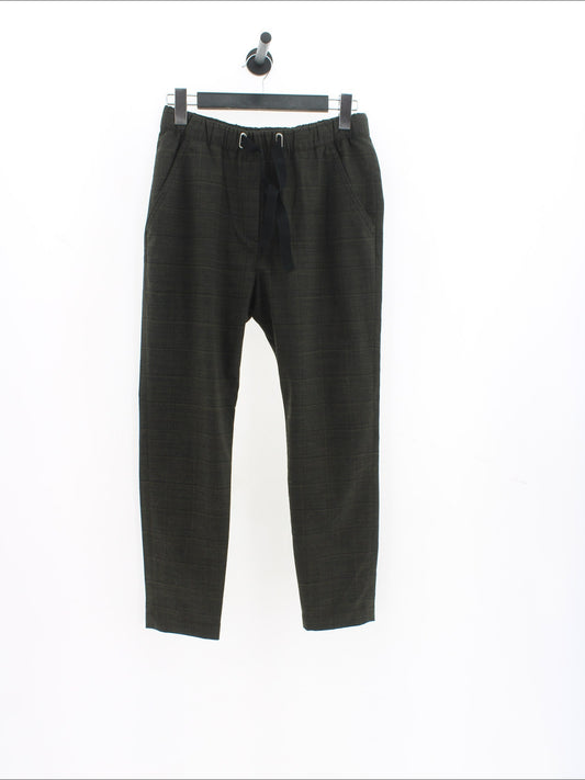 8b4a18d1f11fafde5a4d1682aa37c13f