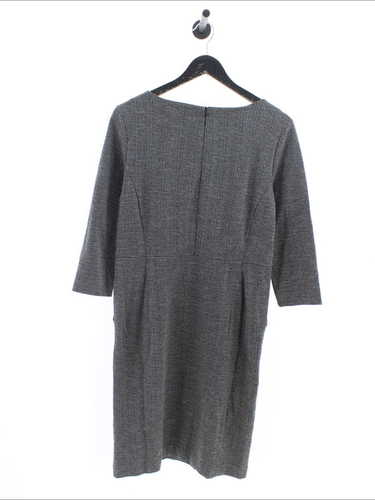 3202f2156a17c7a878d6cc41703653e9