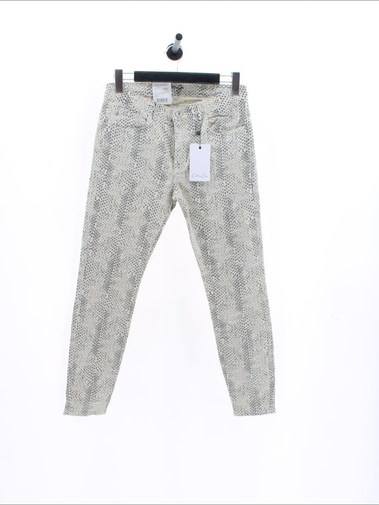 a8e44e2d2caa91976a887f41290abbca