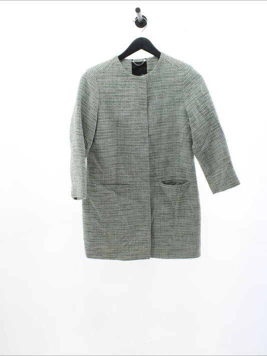 4ebf357e87a03cb779e25806852adf84