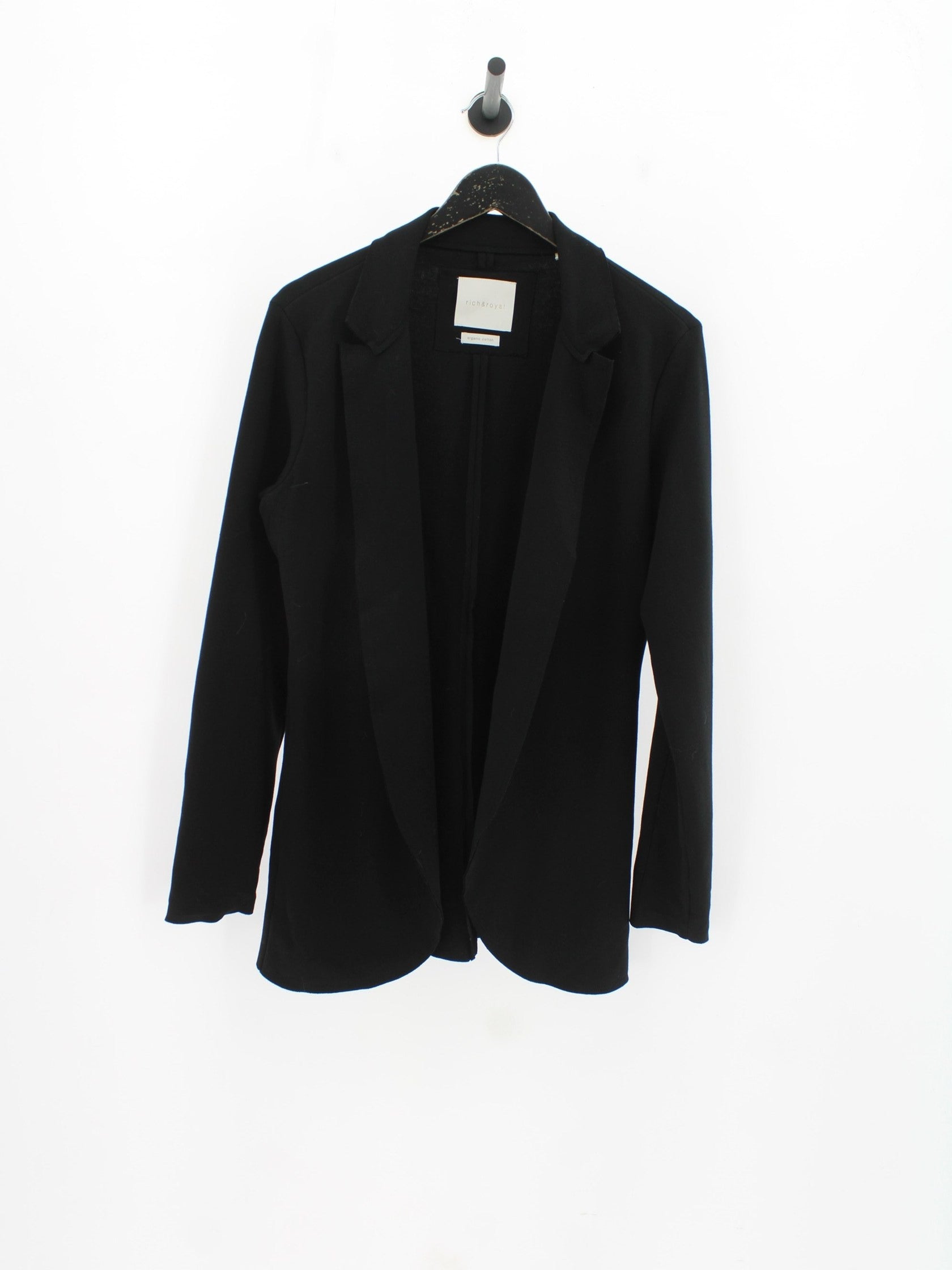 598aa8cda782374ad6b457c30fcd36a4