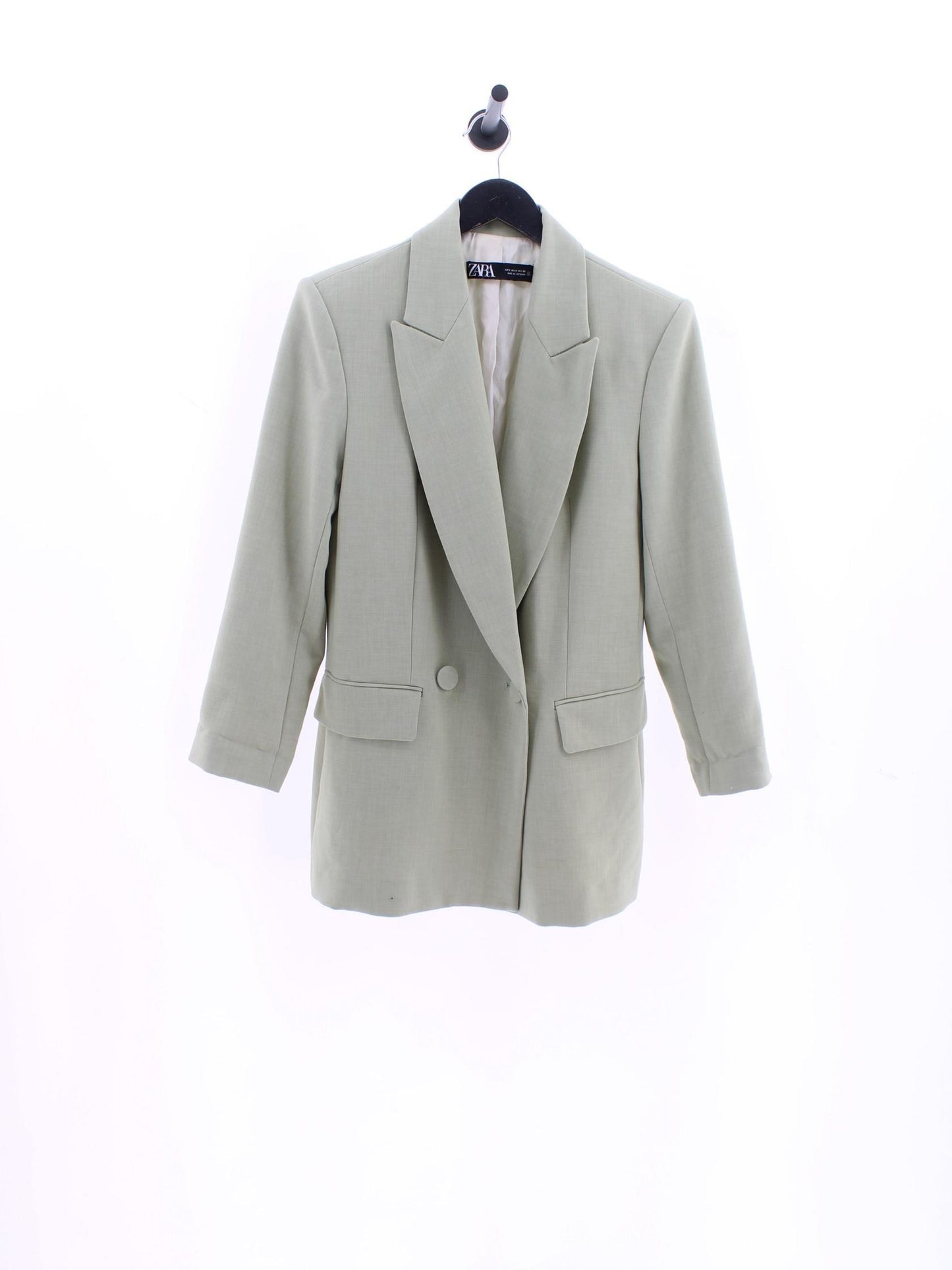 354ceec9363dbe385374391ab4379179