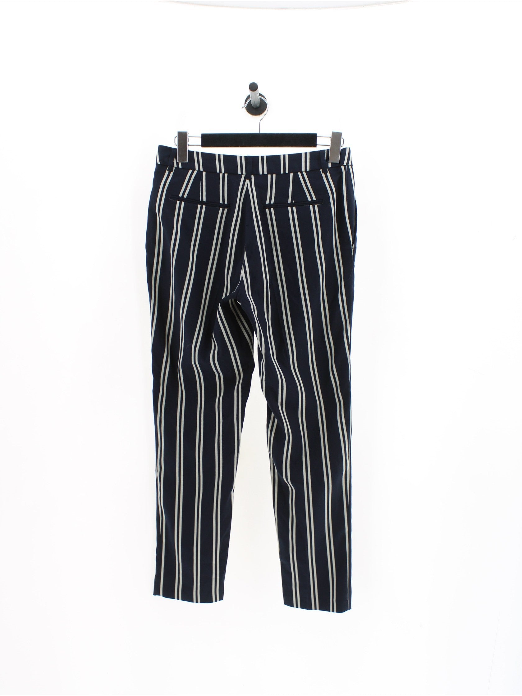 4b29315f8f79901d9e95f7fcba6fb92e