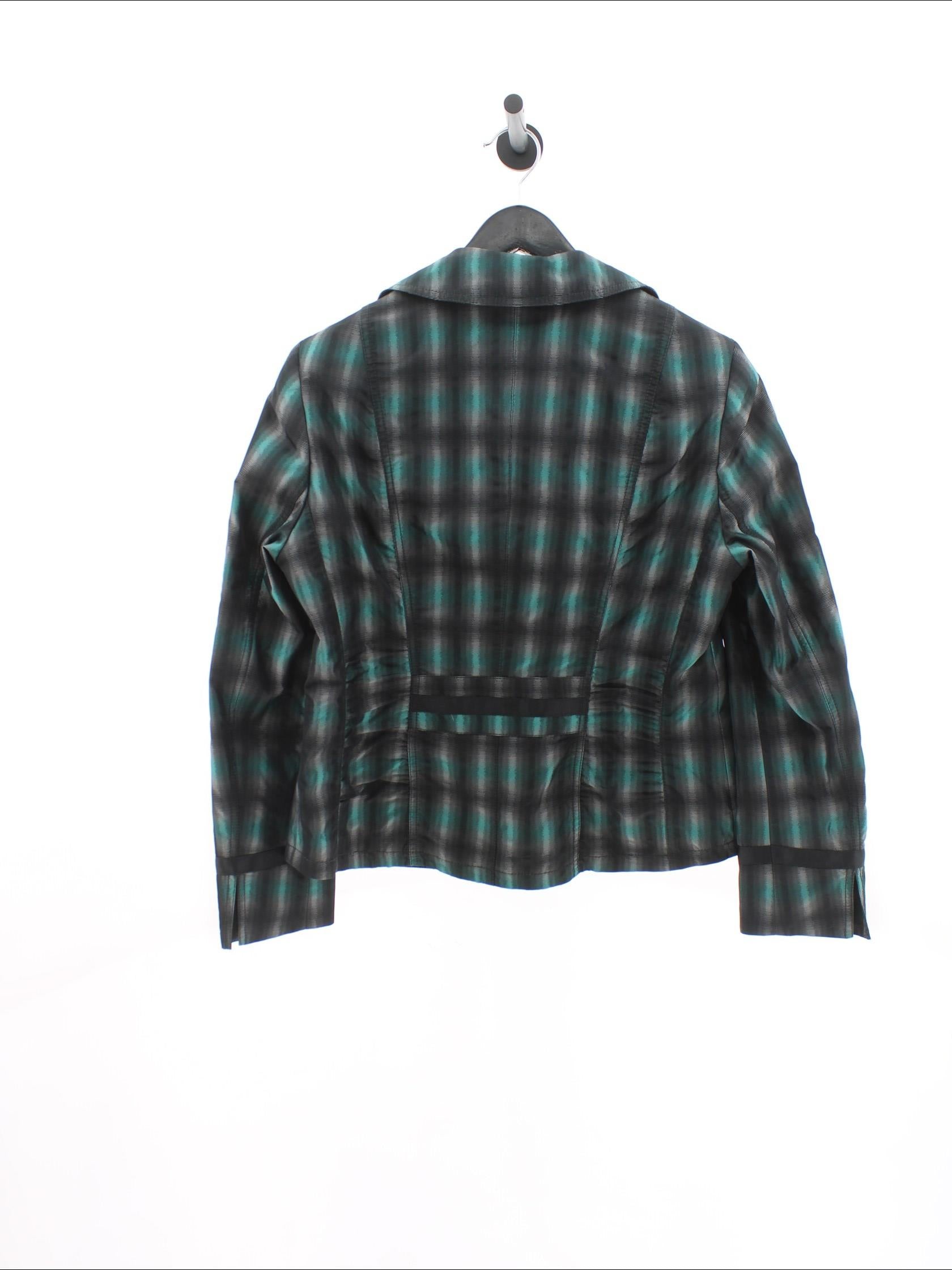 1299069bfb9107ba11e0ac149e80e39b